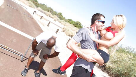 Stunning american Madison Ivy suck big dick and take it in cute pussy outdoor